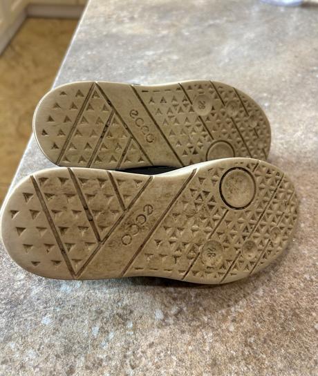 Kožené tenisky, ecco,28