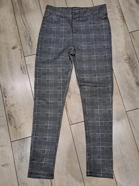 Kárované nohavice, 38
