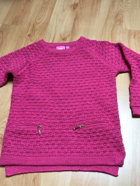 Dievčenský svetrík, 116