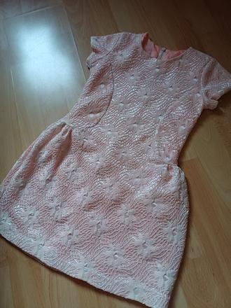 Elegantne šaty, 122