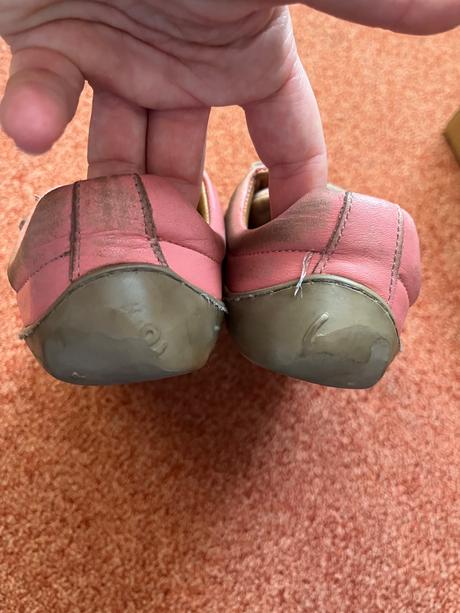 Dievcenske barefoot poltopanky, be lenka,31