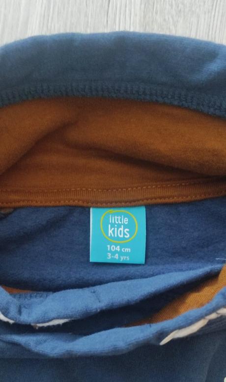 Chlapčenská mikina, 104