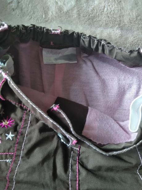 Podsite nohavice, okay,86