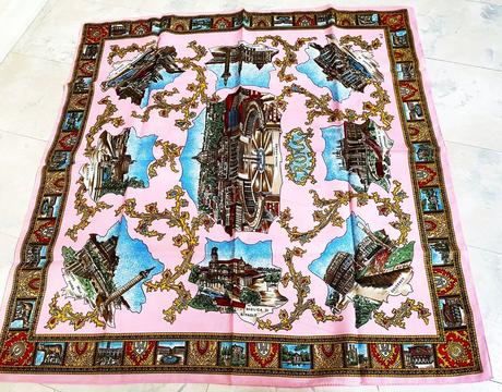 Šatka s motívmi ríma, l