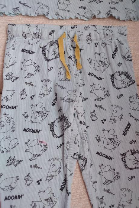 Pyzamo, reserved,134