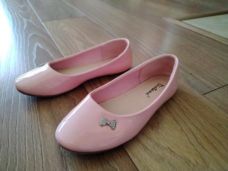 Dievčenské balerinky, 30