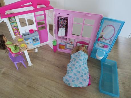 Domček pre bábiky barbie,