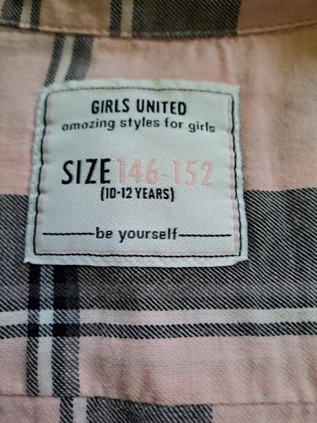 Dievčenská košeľa, 146