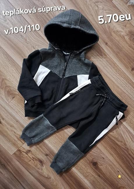 Tepláková súprava, 104