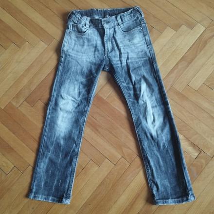 Rifle s nastaviteľným pásom, ido,128