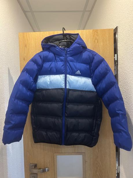 Adidas bunda, adidas,152