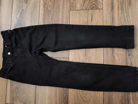 Cierne nepodsite rifle, h&m,140