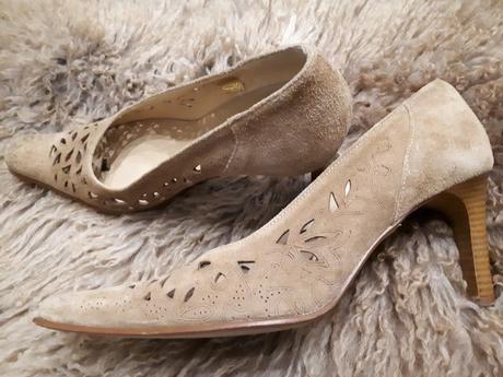 Kožené lodičky mizuno vel 40, mizuno,40