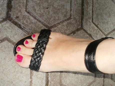 Čierne kožené vysoké sandálky, 39