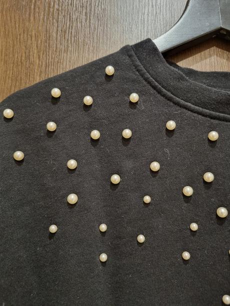 Čierny sveter lindex s perlami, lindex,m