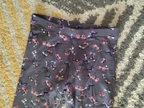 Motýlikové legínky, 134