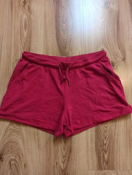 Kratasy 42, esmara,40