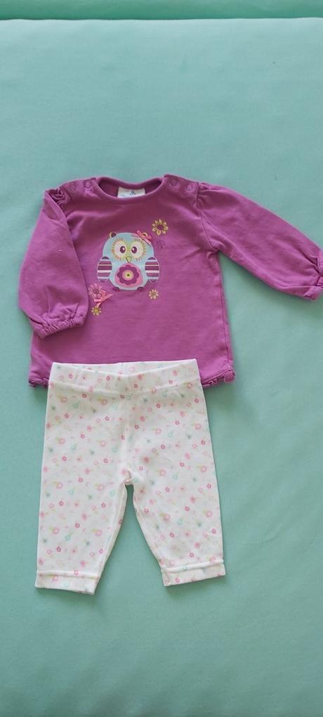 Tričko a legíny, 56