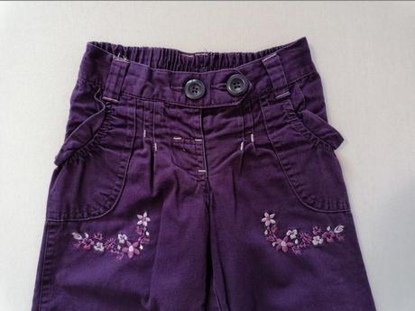 Podšite nohavice fialove s kvetmi, 92