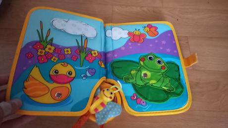 Látková a zvuková hracia knižka,