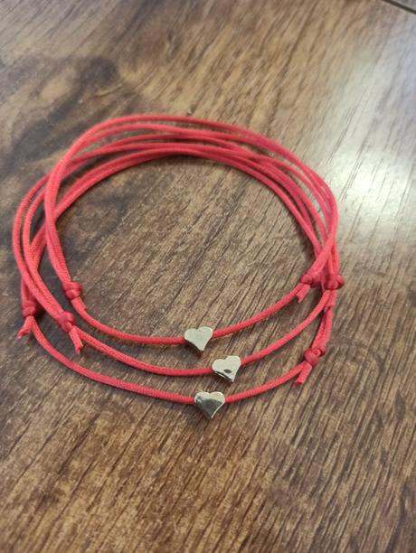 Náramky proti urieknutiu, posuvné uzlíky, 