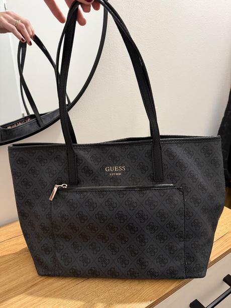 Guess kabelka, guess