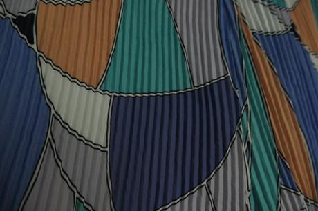 Letny farebny plisovany, pohodlny komplet vel. l, l