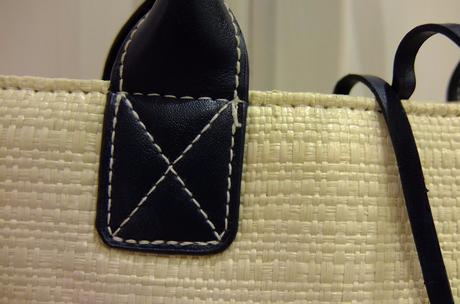 Malá kabelka estée lauder,