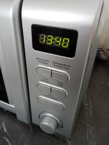 Mikrovlnná rúra eta klasico, eta