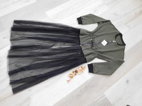 Mikinky bavlnené s tilovou suknicou s/m nová, 36