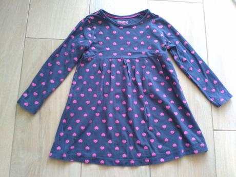 Šaty so srdiečkami, lupilu,104