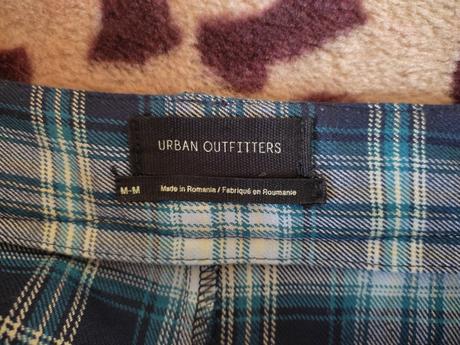 Elegantne modre karovane nohavice urban outfitters, m