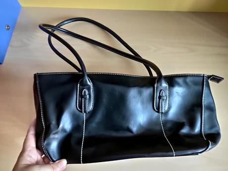 Kabelka esprit, esprit