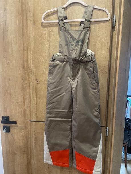 Oteplovacky 128, 128