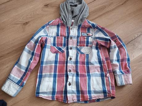 Košeľa s kapucňou, 116