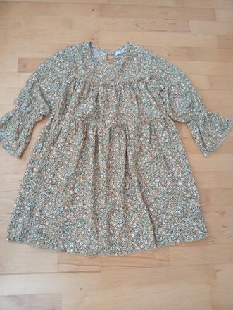 Šatičky top stav, reserved,122