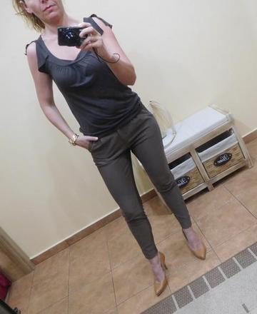 Nohavice a tričko, s