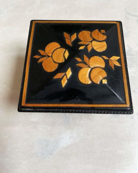 Staré šperkovnice 2 ks,