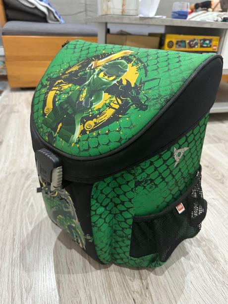 Skolska taska lego ninjago, 