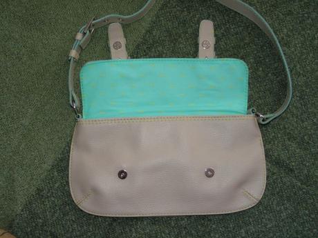 Kabelka mango, mango