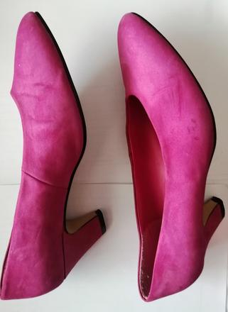 Ružové lodičky z umelého semišu v. 38 značky cinti, 38