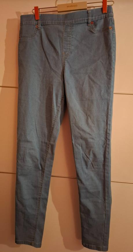 Dámske bledomodre rifle, f&f,40