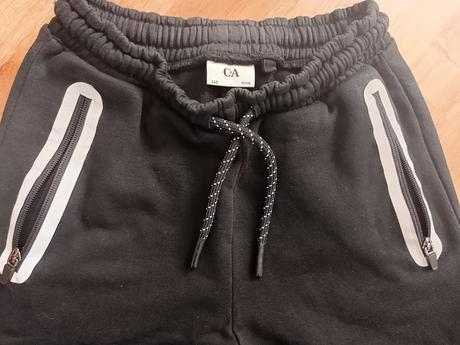 Čierne tepláky, c&a,140