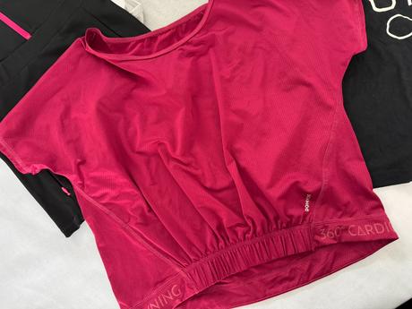 Sportové oblečenie, s