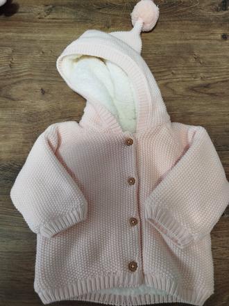 Zateplený svetrík, 62