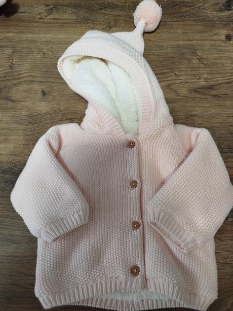 Zateplený svetrík, 62