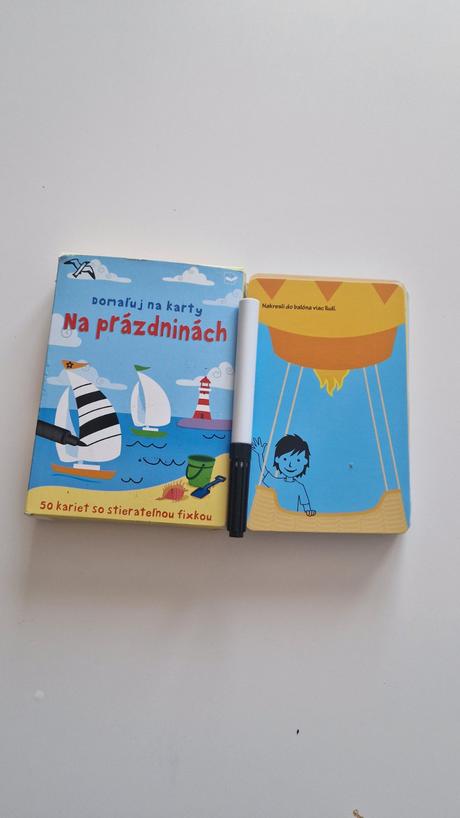 50 kariet so stieratelnou fixkou., 