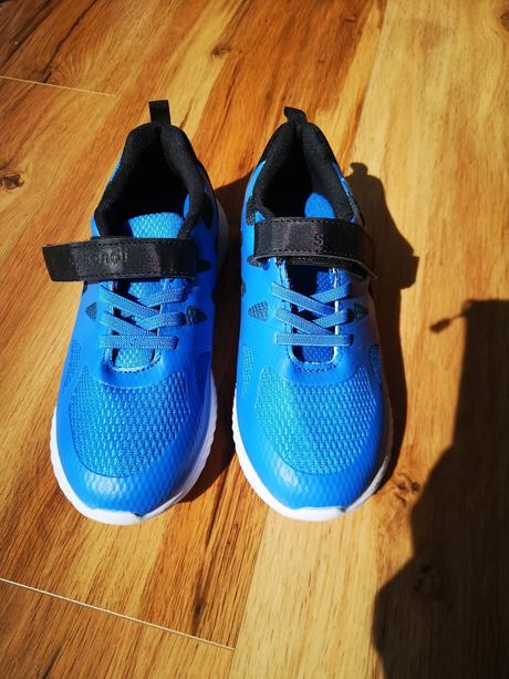 Tenisky nové, sprandi,34