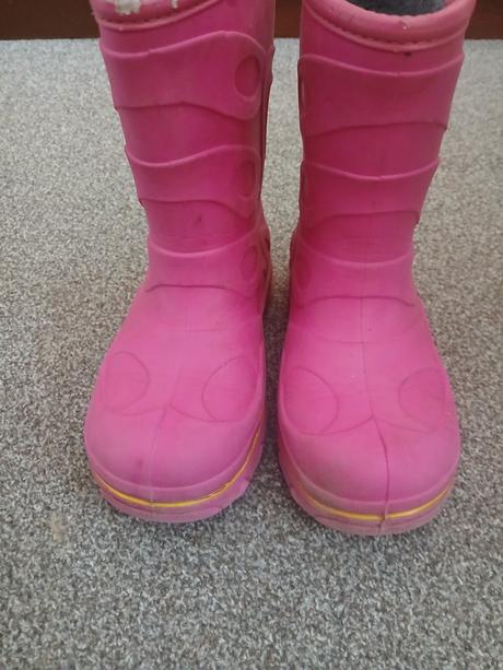 Gumáky pidilidi, 29