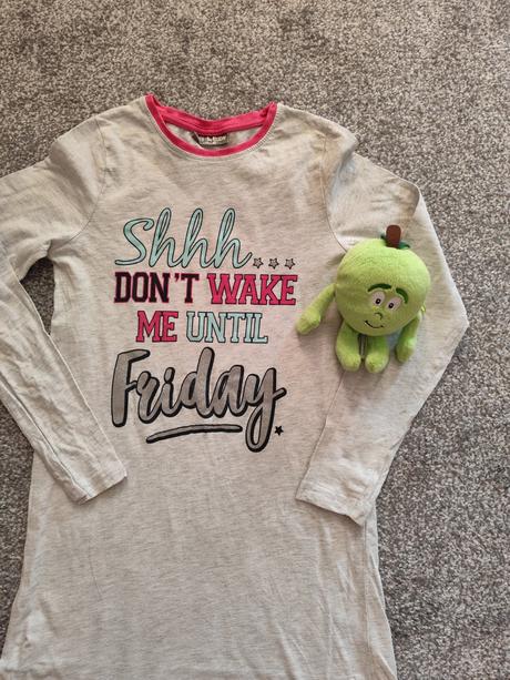 Nočná košeľa, 134